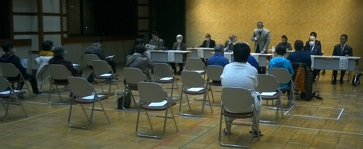 議会報告会の様子