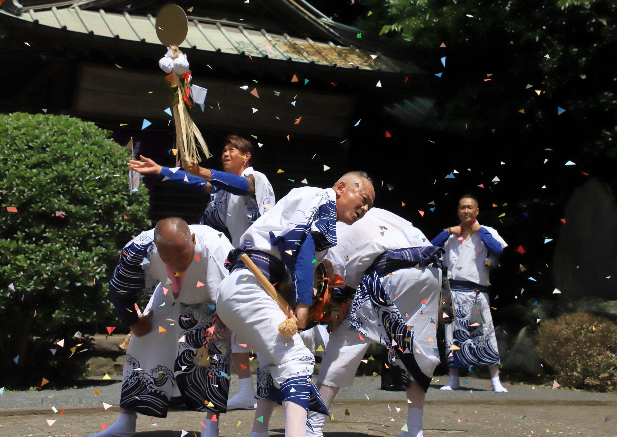 奉納鹿島踊り